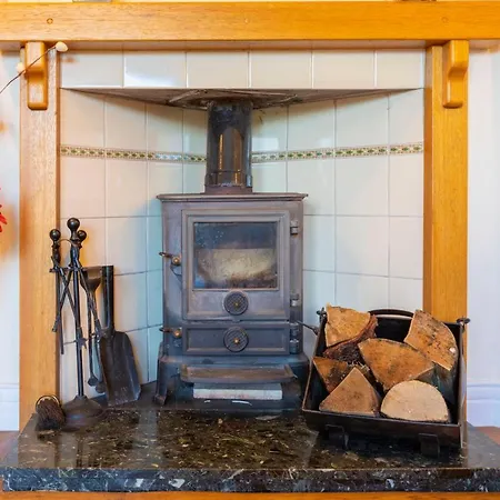 Feriehus Lake District, Spacious Holiday Home, Sleeps 11, Village Location Ennerdale Bridge