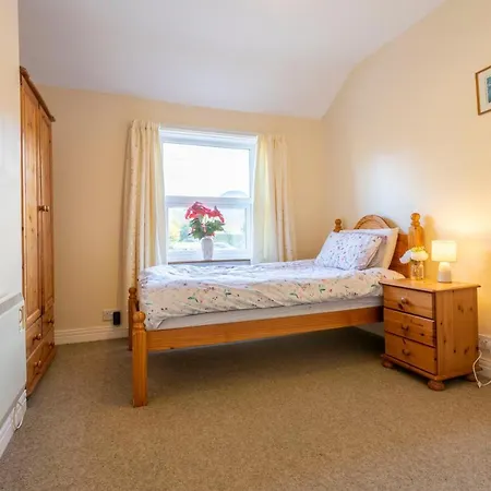 Lake District, Spacious Holiday Home, Sleeps 11, Village Location * Ennerdale Bridge