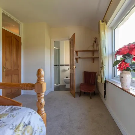 Lake District, Spacious Holiday Home, Sleeps 11, Village Location Holiday home *