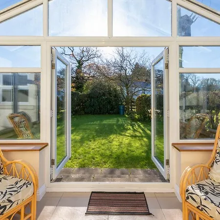 Lake District, Spacious Holiday Home, Sleeps 11, Village Location Holiday home *